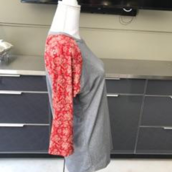 2 NWT Lula roe randy shirts - Picture 7 of 8